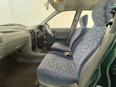 Lot 114 - 2000 Suzuki Swift