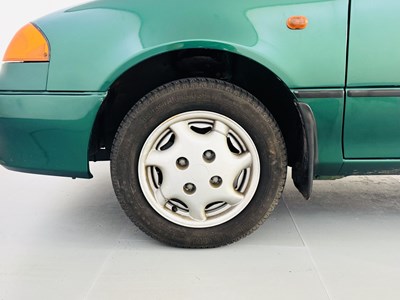 Lot 114 - 2000 Suzuki Swift