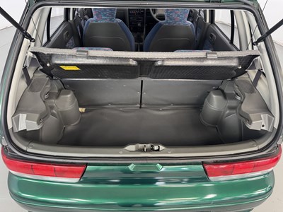 Lot 114 - 2000 Suzuki Swift