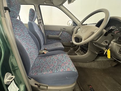 Lot 114 - 2000 Suzuki Swift