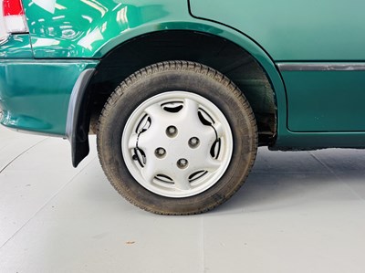 Lot 114 - 2000 Suzuki Swift