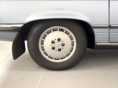 Lot 83 - 1980 Mercedes-Benz 380SL