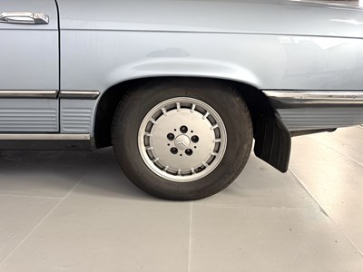 Lot 83 - 1980 Mercedes-Benz 380SL