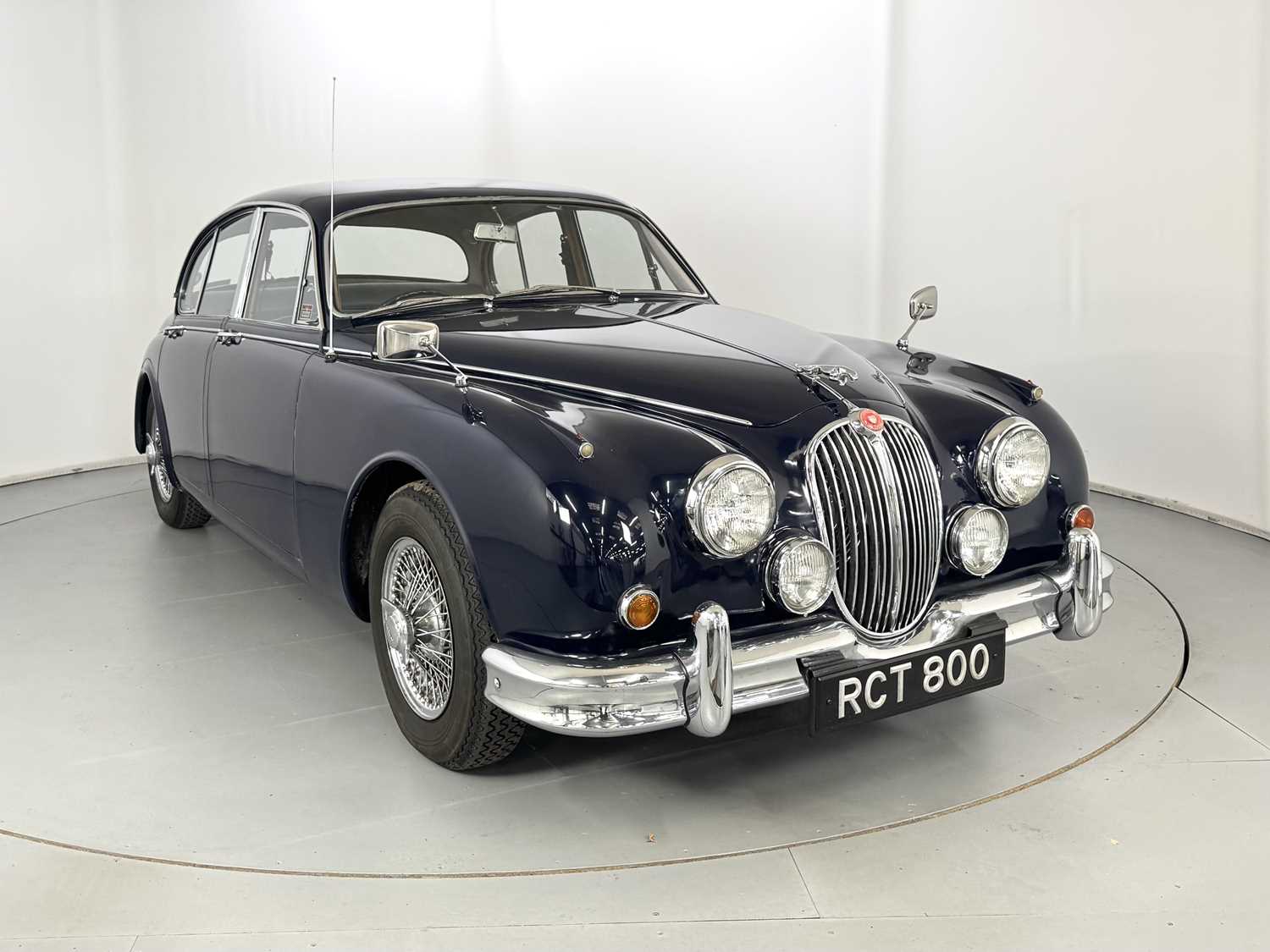 Lot 72 - 1960 Jaguar MK2 3.4