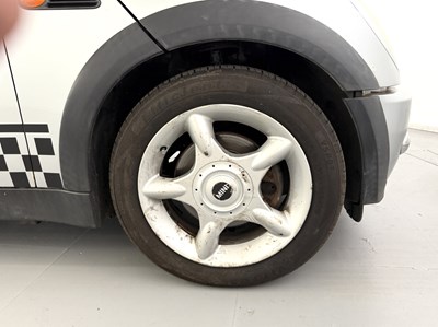 Lot 111 - 2004 Mini Cooper - NO RESERVE