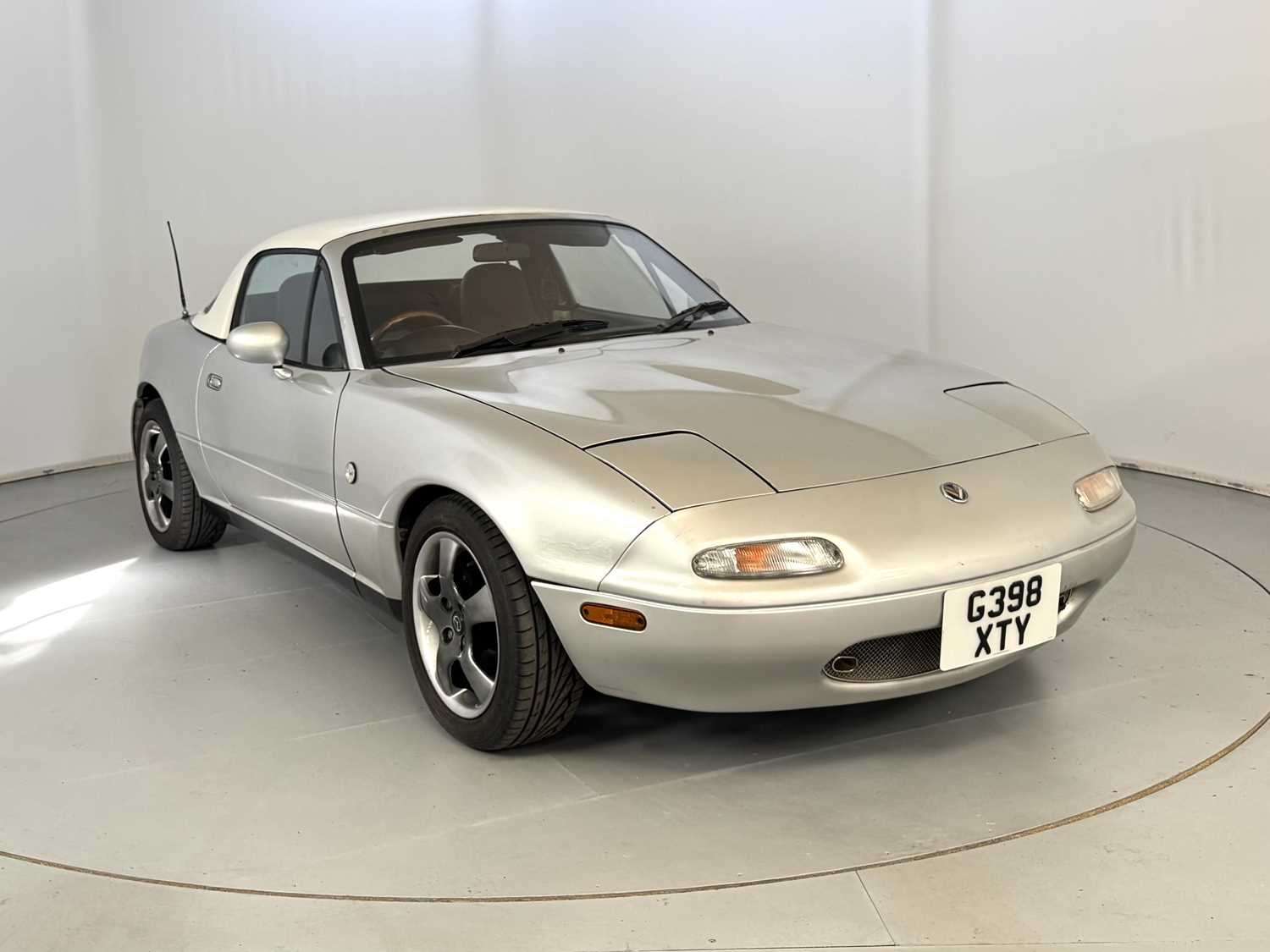 Lot 74 - 1990 Mazda MX5