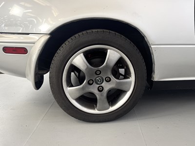 Lot 74 - 1990 Mazda MX5