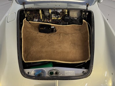 Lot 45 - 1970 Volkswagen Karmann Ghia