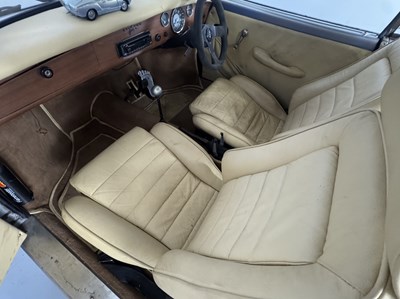 Lot 45 - 1970 Volkswagen Karmann Ghia