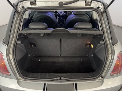 Lot 73 - 2002 Mini Cooper S