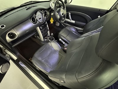 Lot 73 - 2002 Mini Cooper S