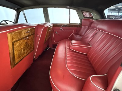 Lot 47 - 1960 Bentley S2