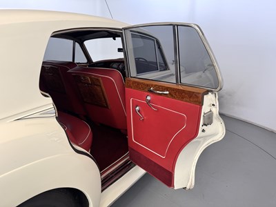 Lot 47 - 1960 Bentley S2