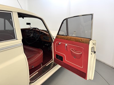 Lot 47 - 1960 Bentley S2