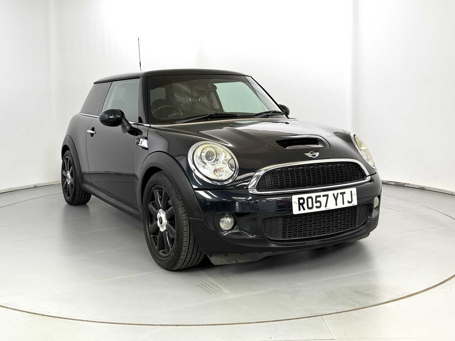 Lot 46 - 2007 Mini Cooper S