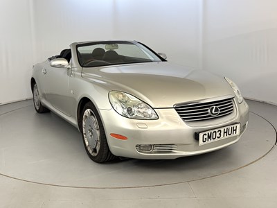 Lot 2003 Lexus SC430