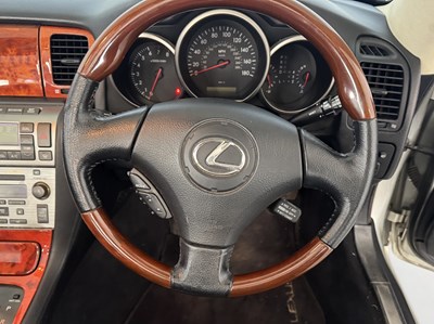 Lot 34 - 2003 Lexus SC430