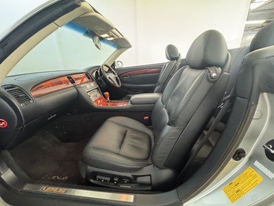 Lot 34 - 2003 Lexus SC430