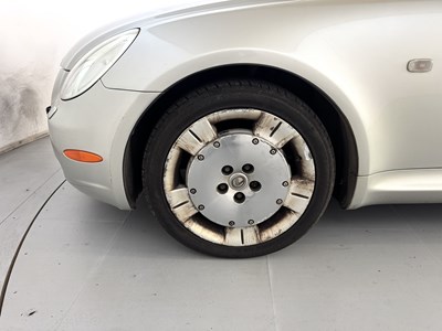Lot 34 - 2003 Lexus SC430