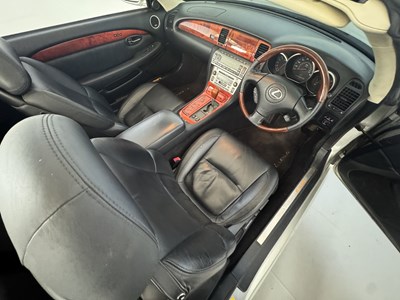 Lot 34 - 2003 Lexus SC430