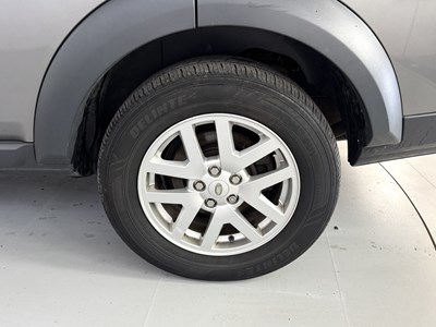 Lot 2009 Land Rover Discovery - NO RESERVE