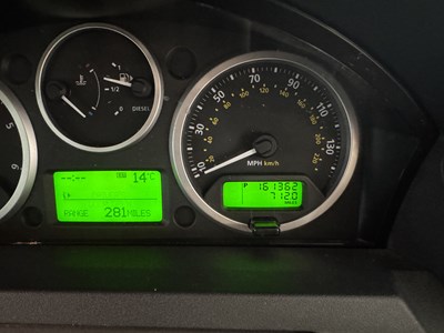 Lot 2009 Land Rover Discovery - NO RESERVE