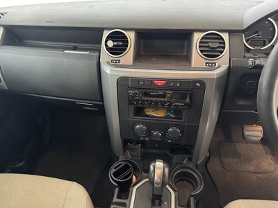 Lot 2009 Land Rover Discovery - NO RESERVE