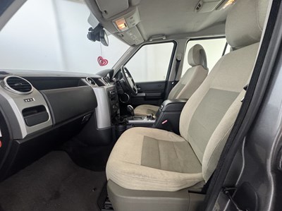 Lot 2009 Land Rover Discovery - NO RESERVE