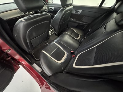 Lot 48 - 2015 Jaguar XF