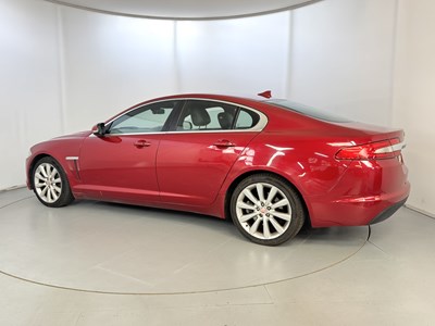 Lot 48 - 2015 Jaguar XF