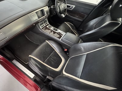 Lot 48 - 2015 Jaguar XF