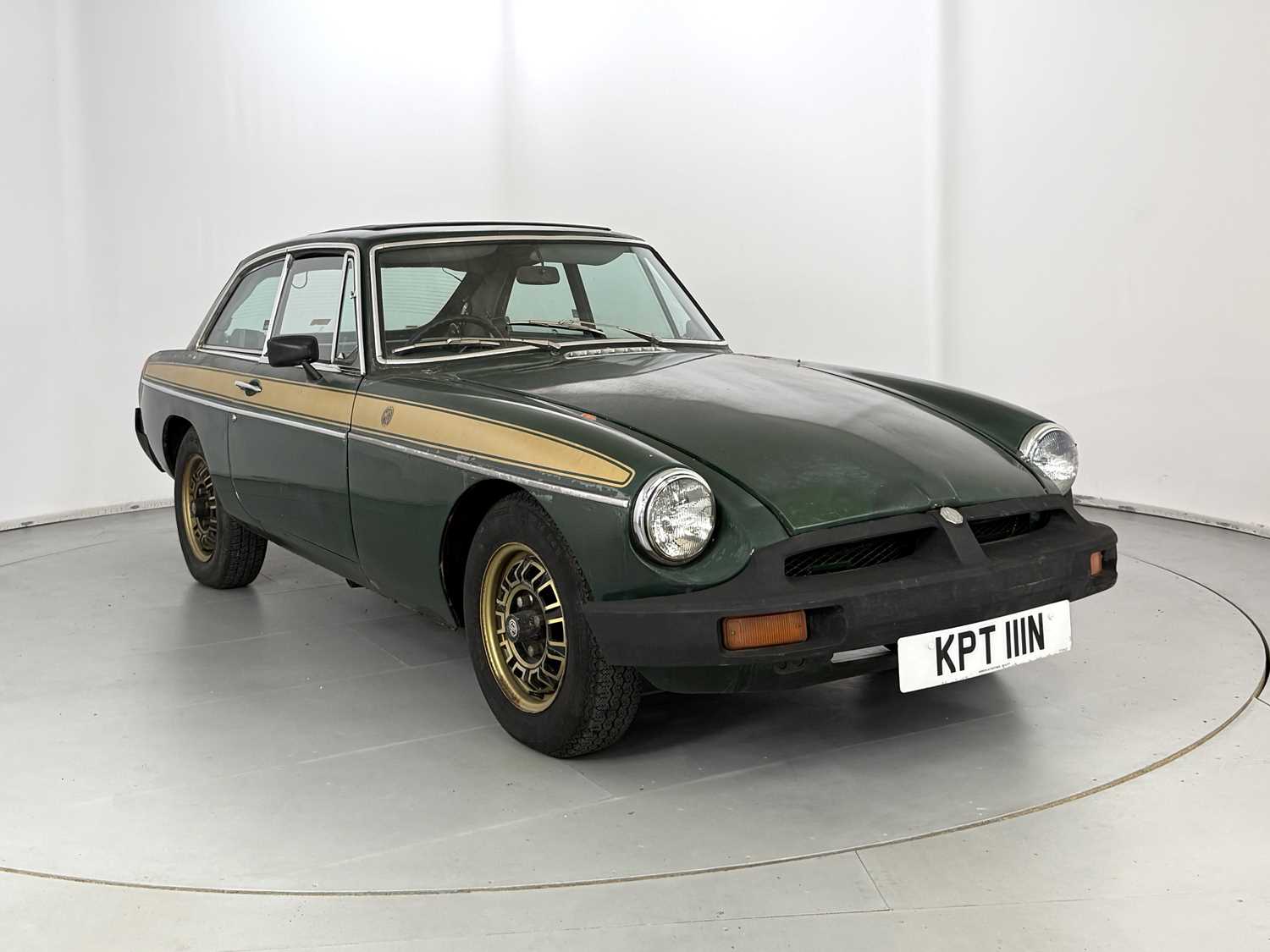 Lot 89 - 1975 MG B GT Jubilee