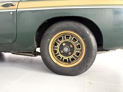 Lot 89 - 1975 MG B GT Jubilee