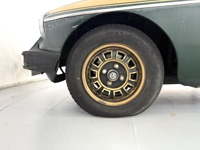 Lot 89 - 1975 MG B GT Jubilee