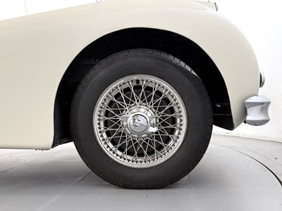 Lot 90 - 1955 Jaguar XK140