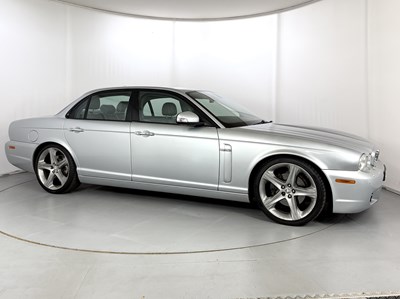 Lot 11 - 2008 Jaguar XJ Sport