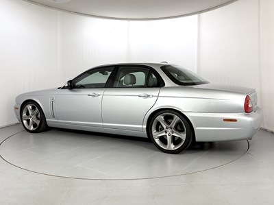 Lot 11 - 2008 Jaguar XJ Sport