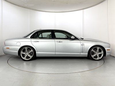Lot 11 - 2008 Jaguar XJ Sport