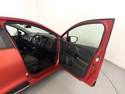 Lot 169 - 2013 Renault Clio - NO RESERVE