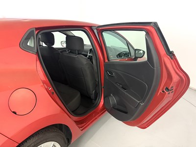 Lot 169 - 2013 Renault Clio - NO RESERVE
