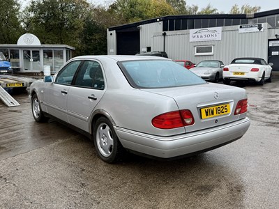 Lot 49 - 1998 Mercedes-Benz E200 - NO RESERVE