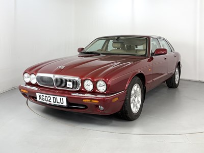 Lot 3 - 2002 Jaguar XJ8 - NO RESERVE