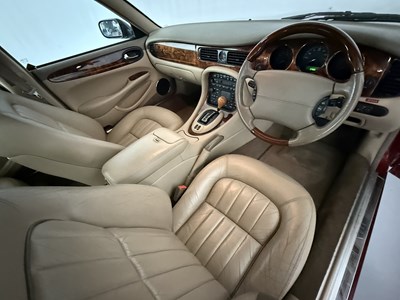 Lot 3 - 2002 Jaguar XJ8 - NO RESERVE