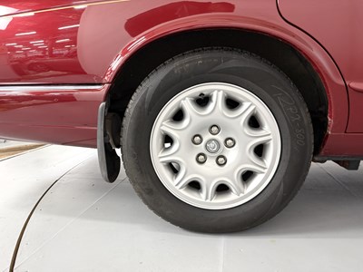 Lot 3 - 2002 Jaguar XJ8 - NO RESERVE