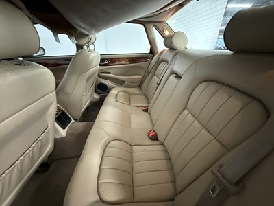 Lot 3 - 2002 Jaguar XJ8 - NO RESERVE