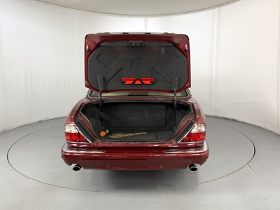 Lot 3 - 2002 Jaguar XJ8 - NO RESERVE