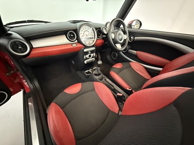 Lot 146 - 2009 Mini Cooper Convertible