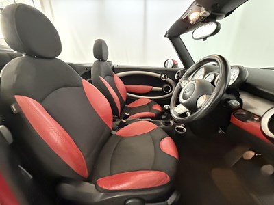 Lot 146 - 2009 Mini Cooper Convertible