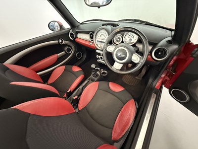 Lot 146 - 2009 Mini Cooper Convertible