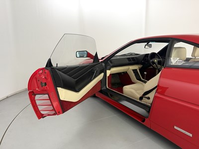 Lot 100 - 1991 Ferrari 348 TB